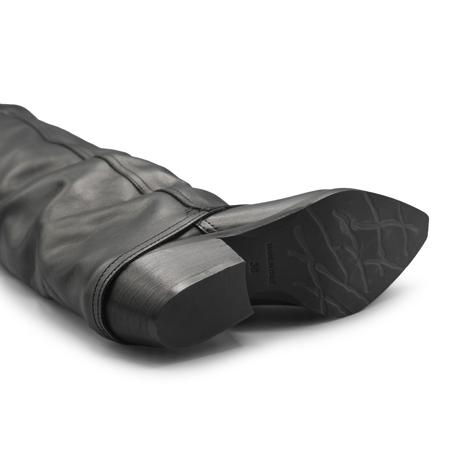 DX680 - Wrinkled Leather Knee High