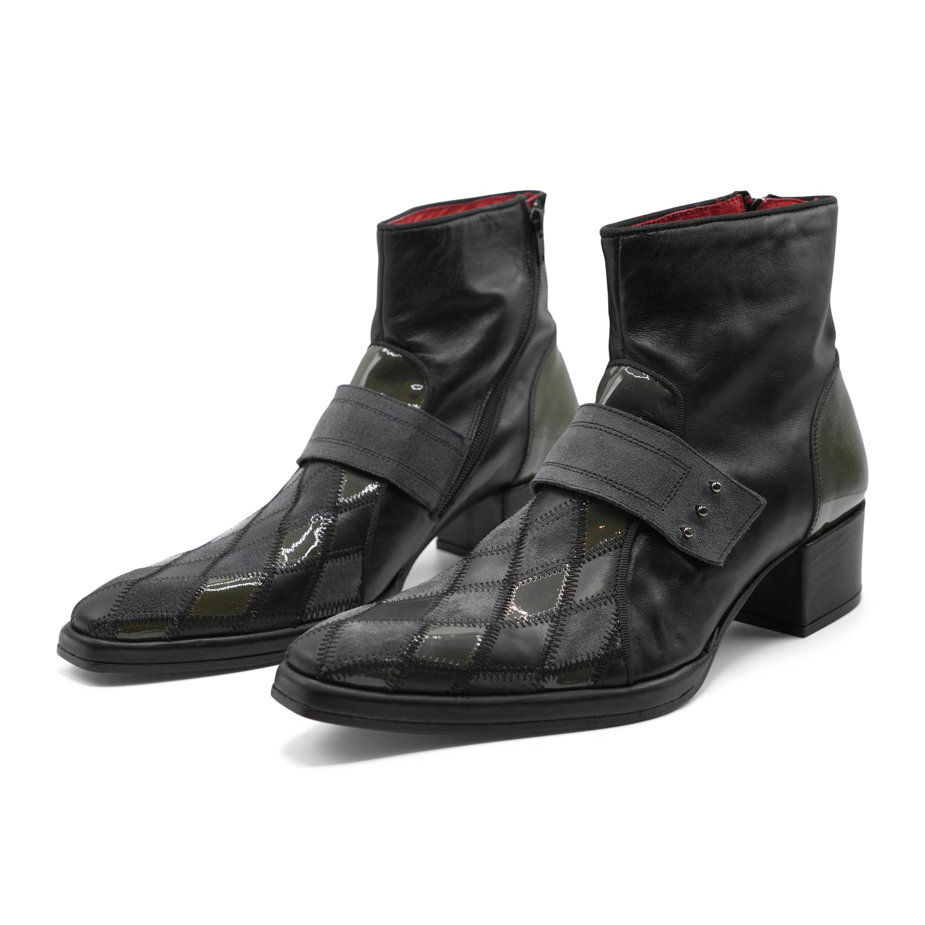 J3341 - Grey Harlequin