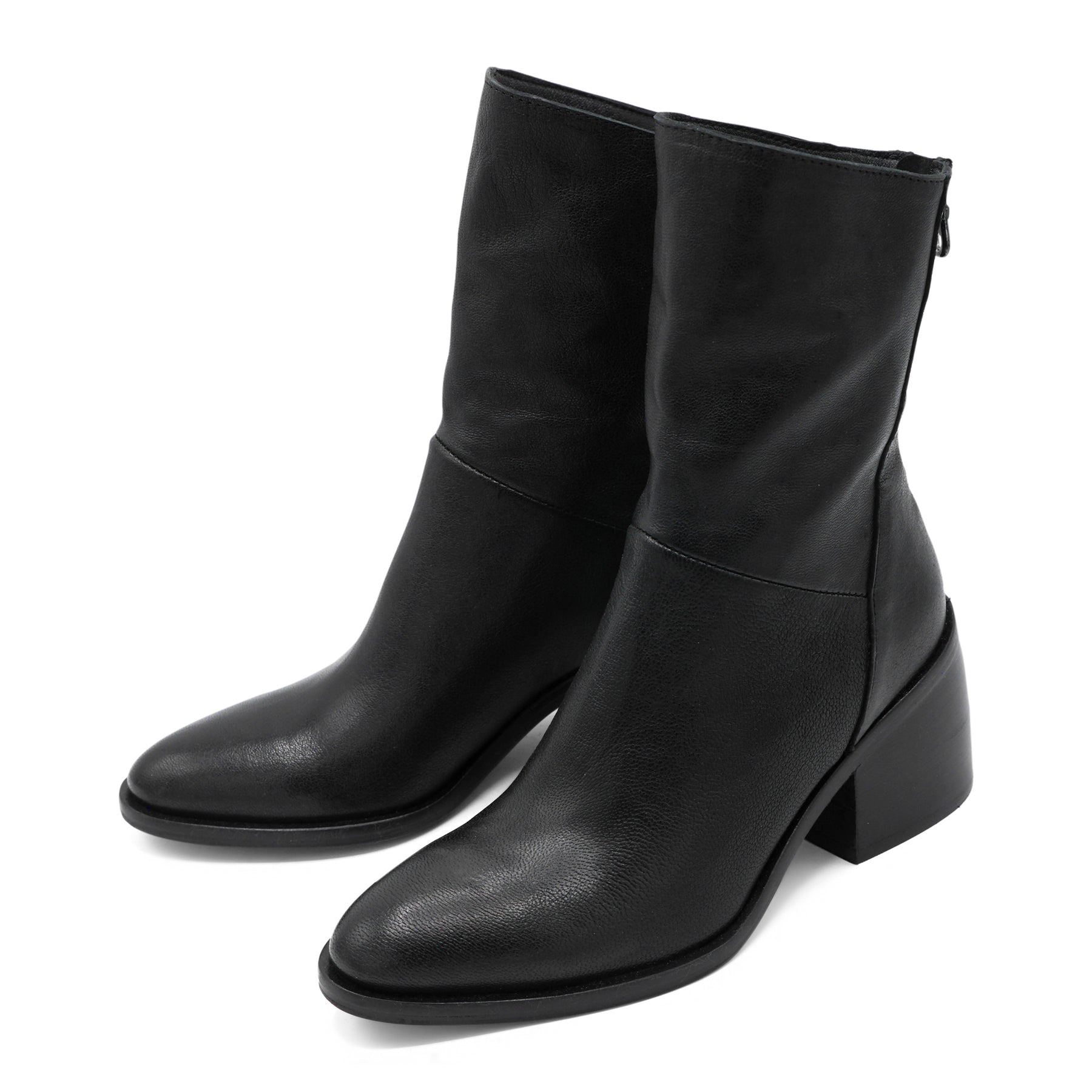 M563M14 - Black