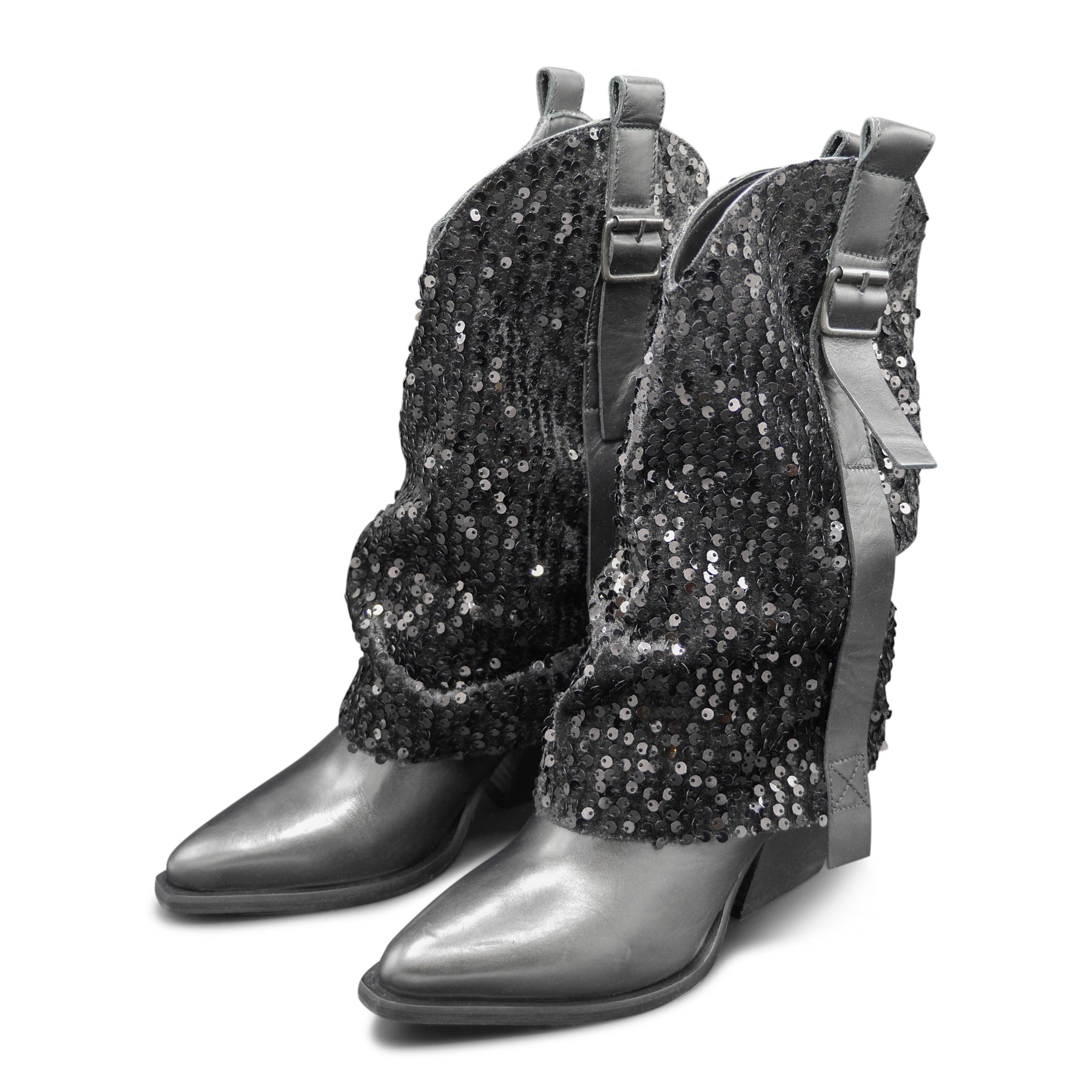 M690M38 - Black Sequins