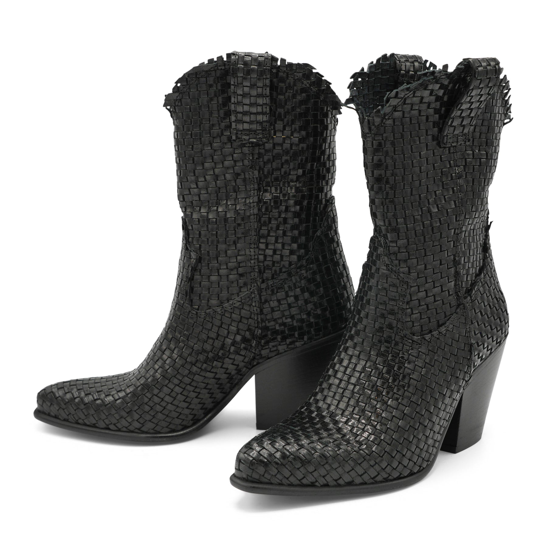 VT353 - Black Weave Leather