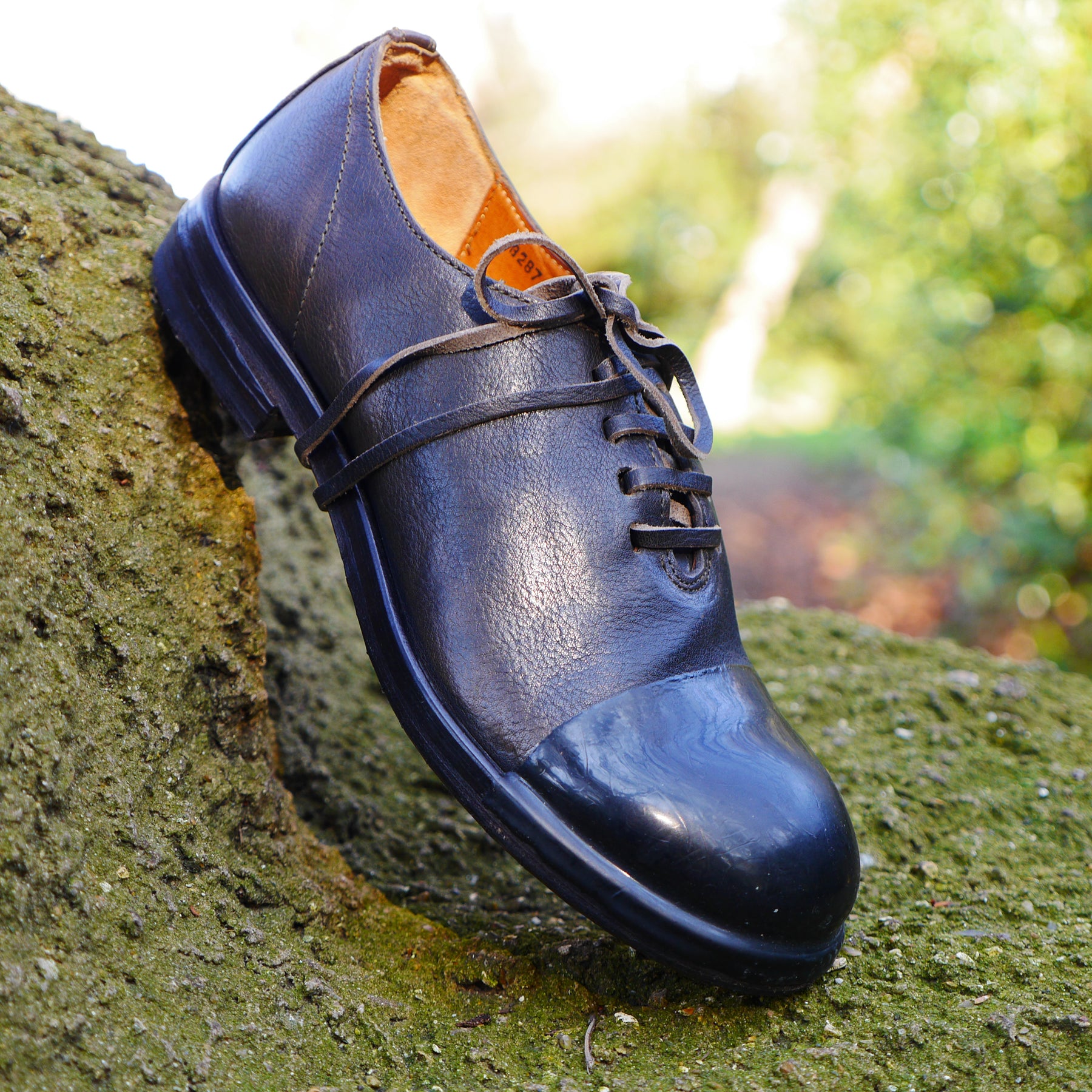 8287 - Handmade Smog Rubber Toe Cap