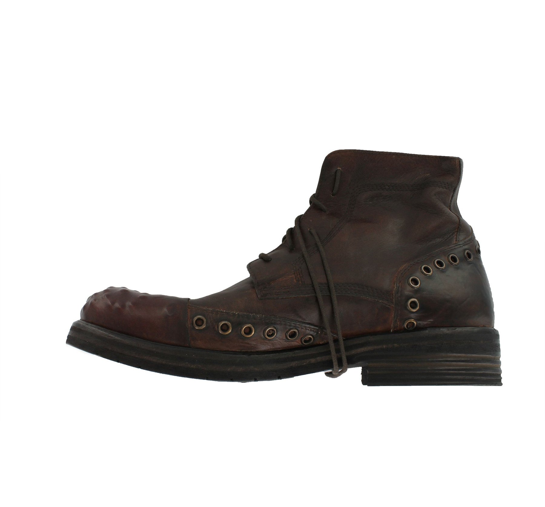 Hold - Brown Debossed Toe Cap