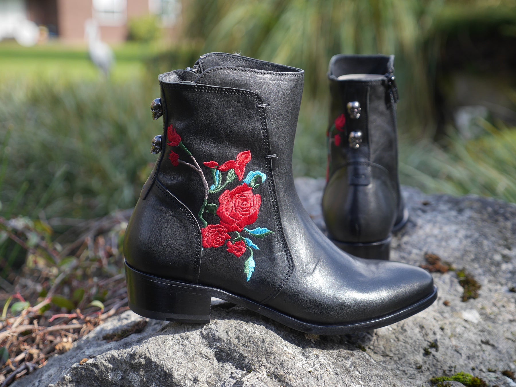 J8530 – Red Rose
