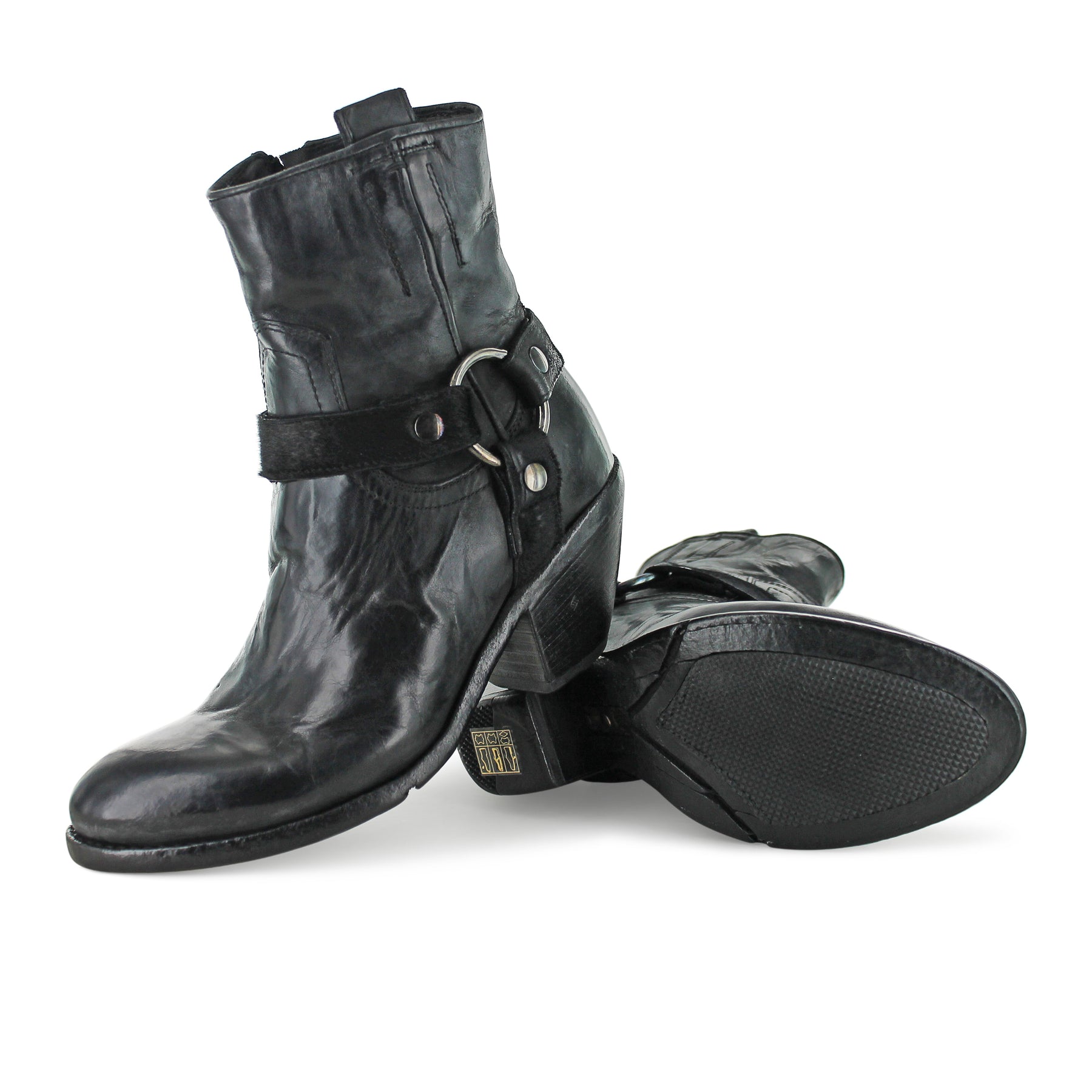 BUO8A - Black Gloria Western