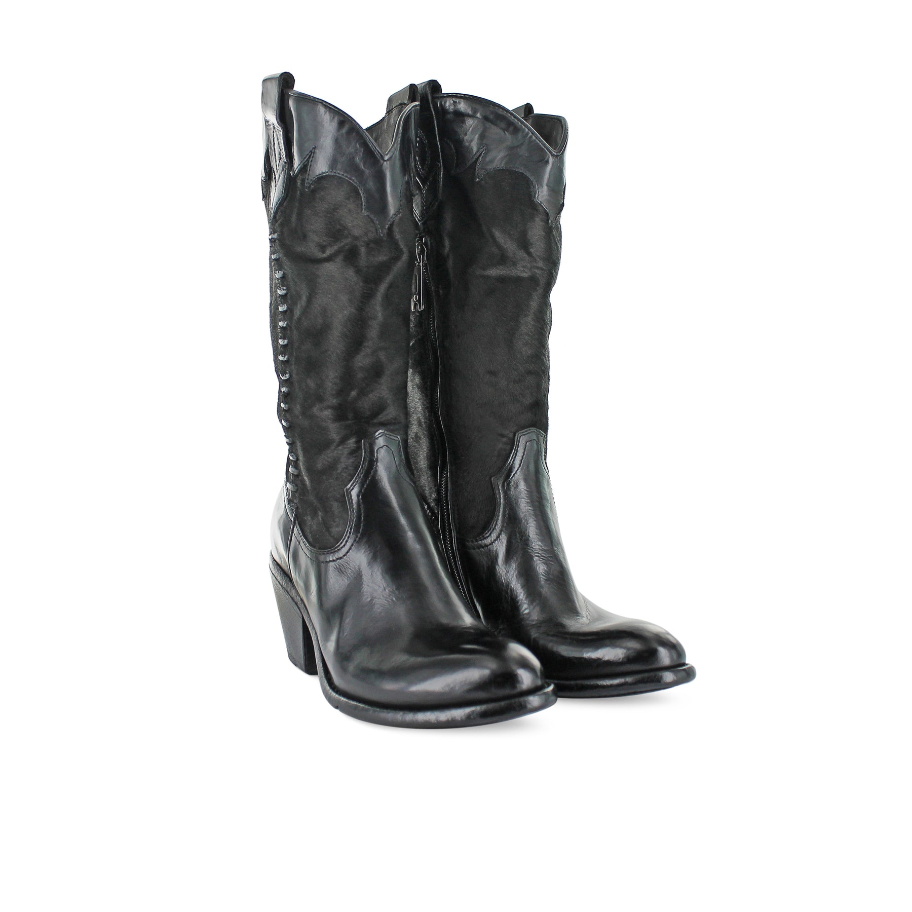 BU10A - Black Cavallino Cowboy