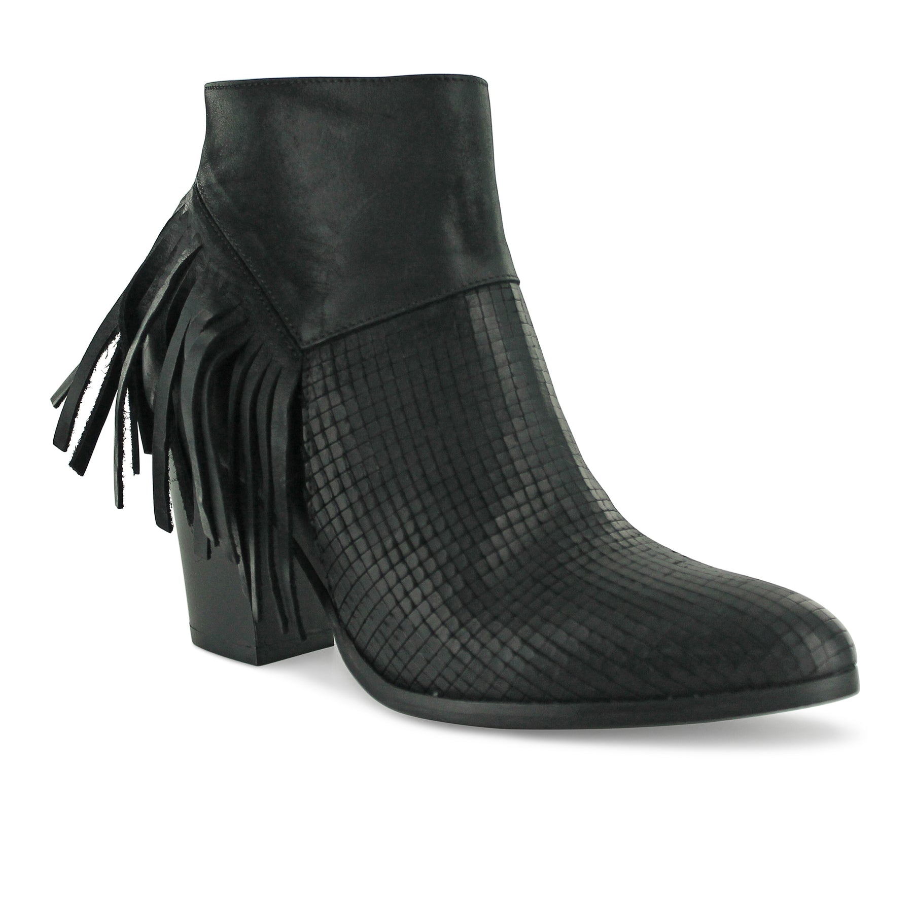 567H15 - Black Fringe