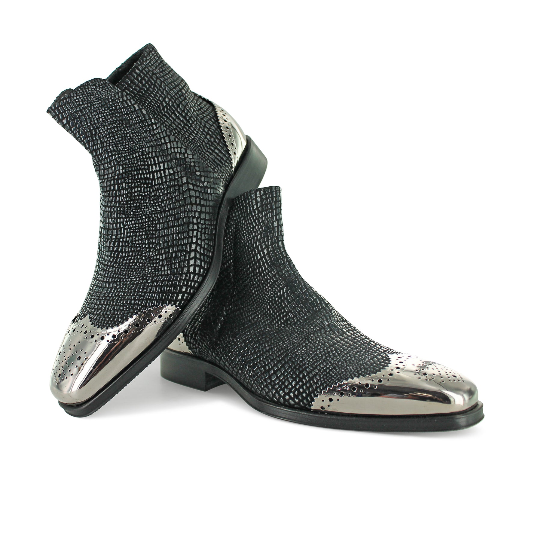 UR5821 - The Dark Knight