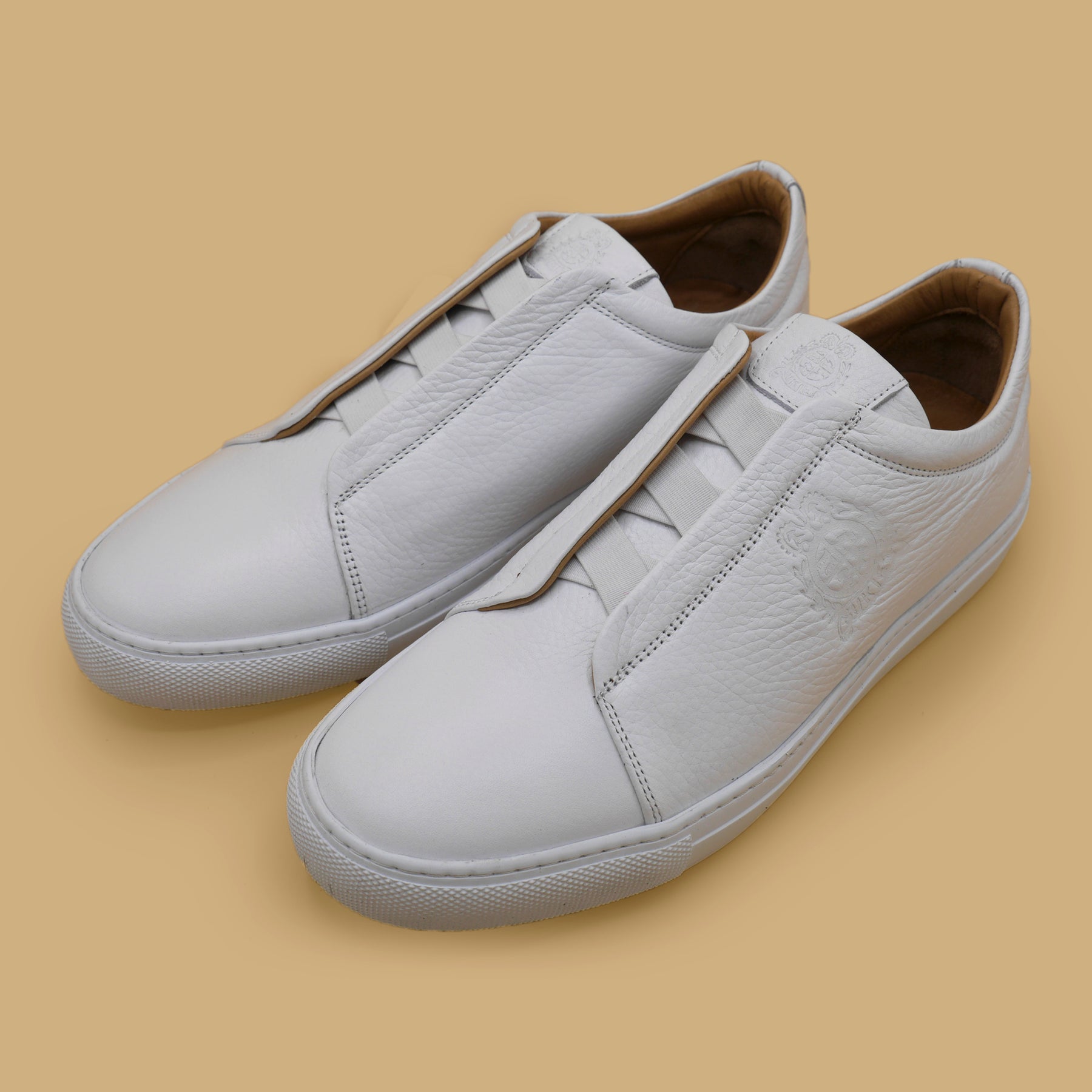 6004 - White Leather
