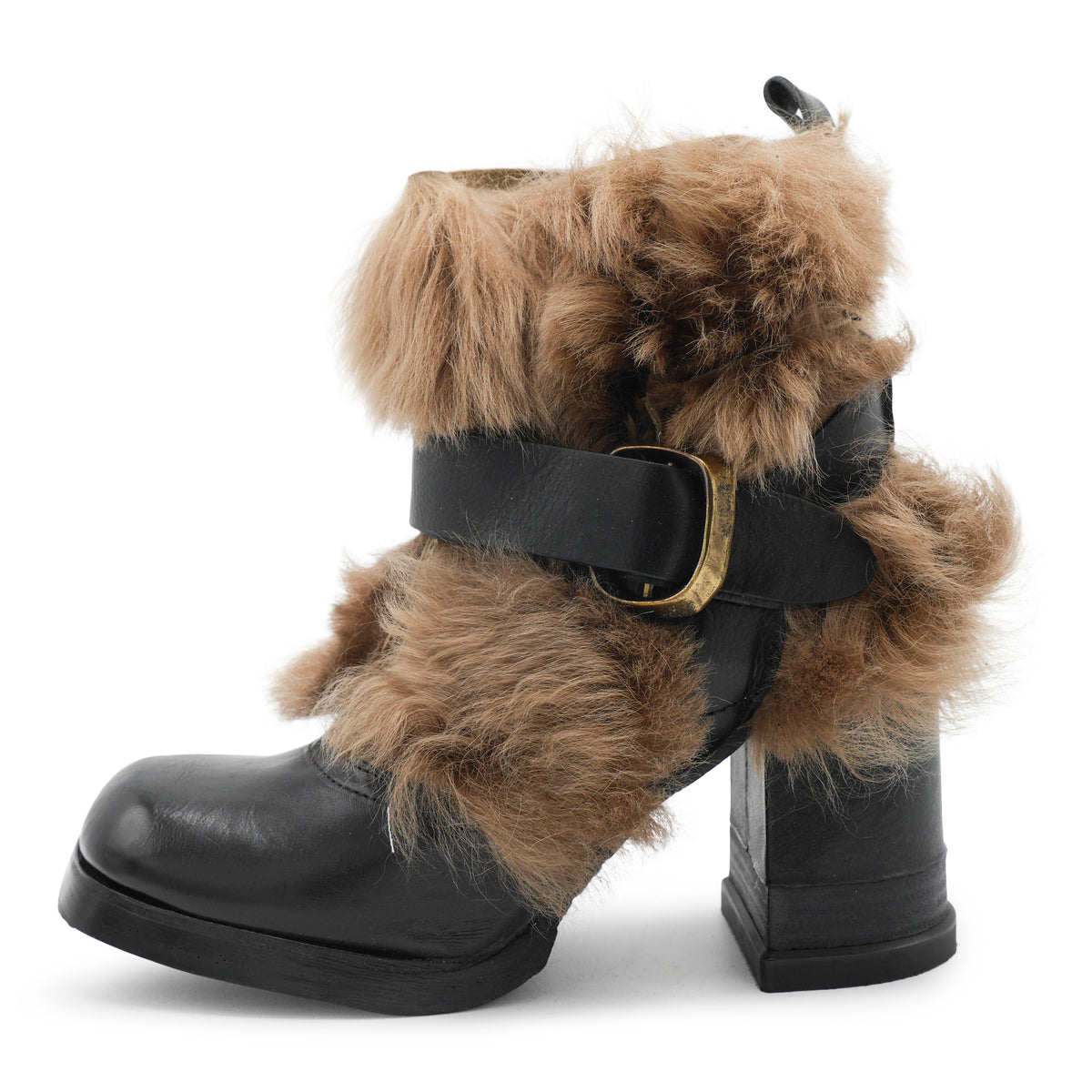 42206 - Black Leather Buckle Strap Boot With Fur