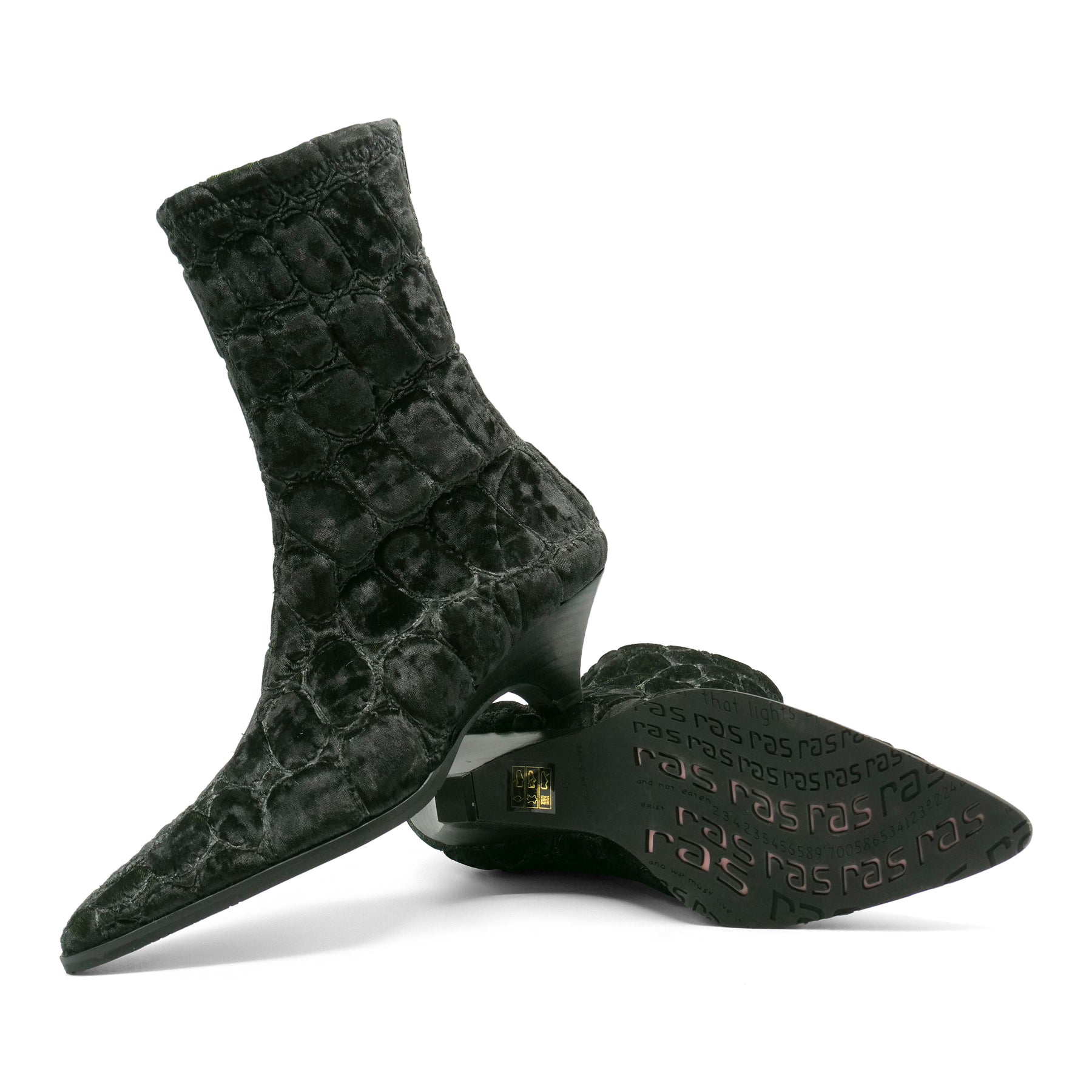 Gavial8251 - Black/ Green Exotic Lycra Sock Boot