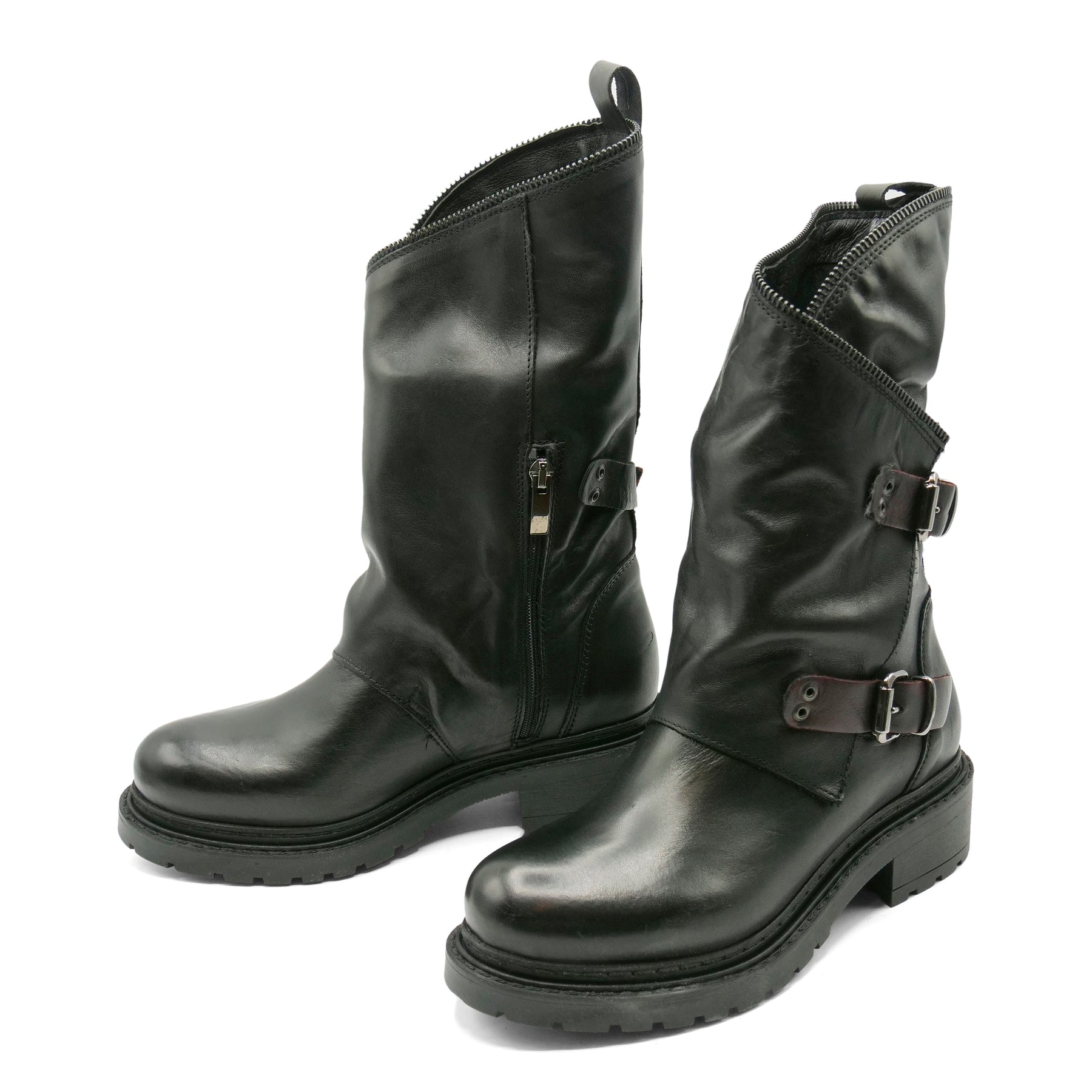 MA19 - Vitello Black Biker