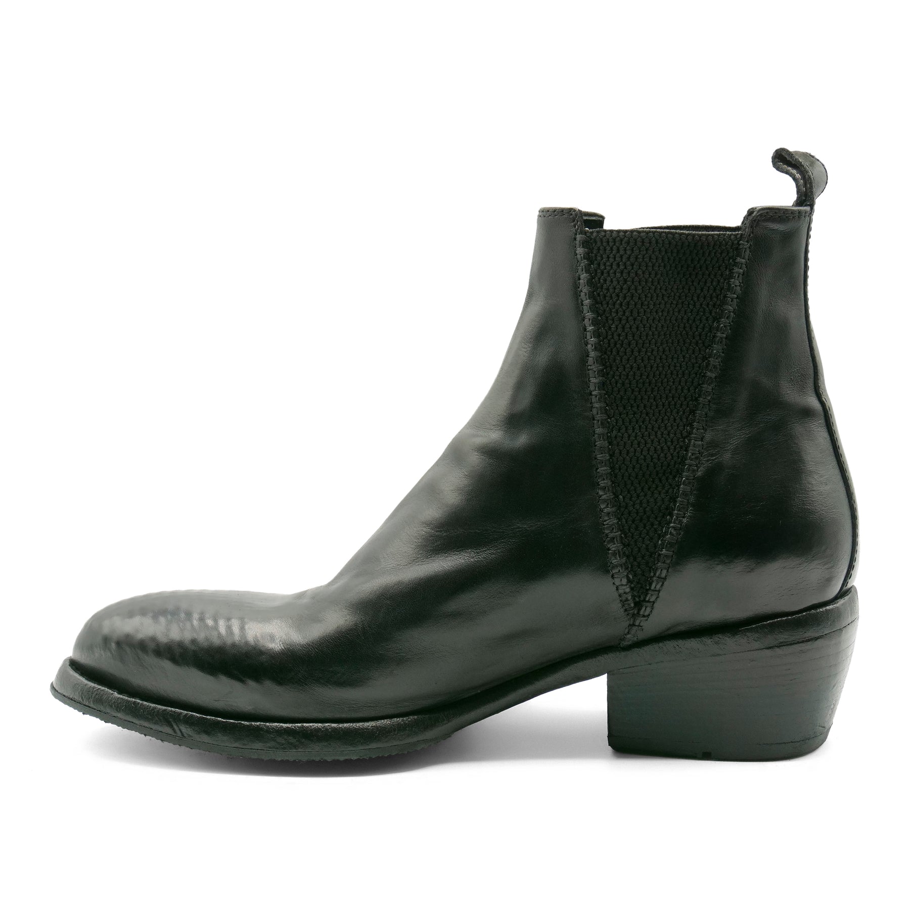 EE02A - Diver Black Chunky Sole