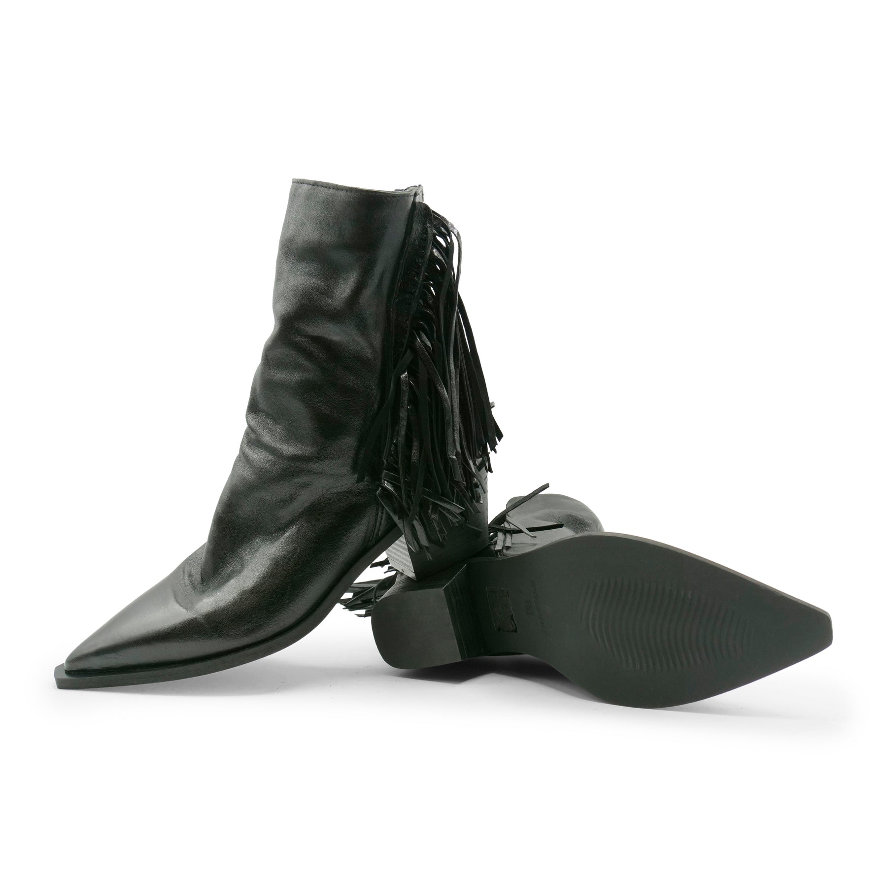 Dallas - Black Side Tassle
