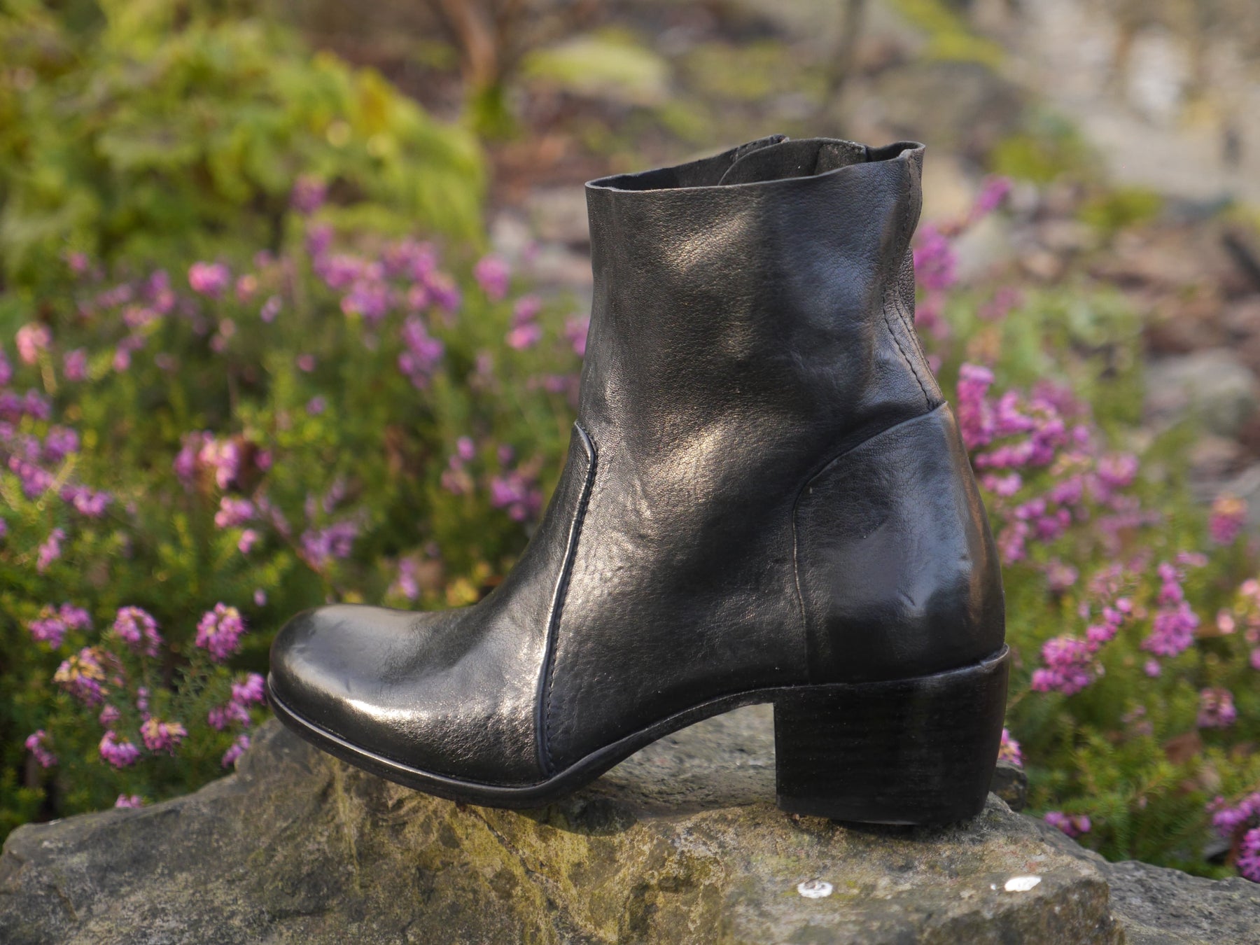 6546 - Black Ankle Boot