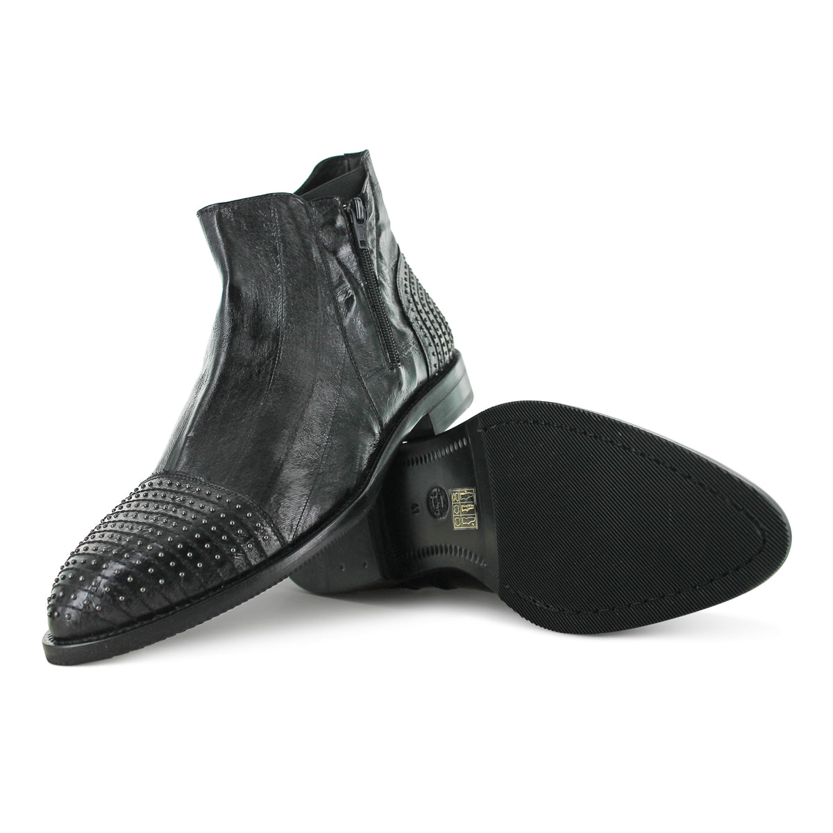 S5806 - Black Studded Eel