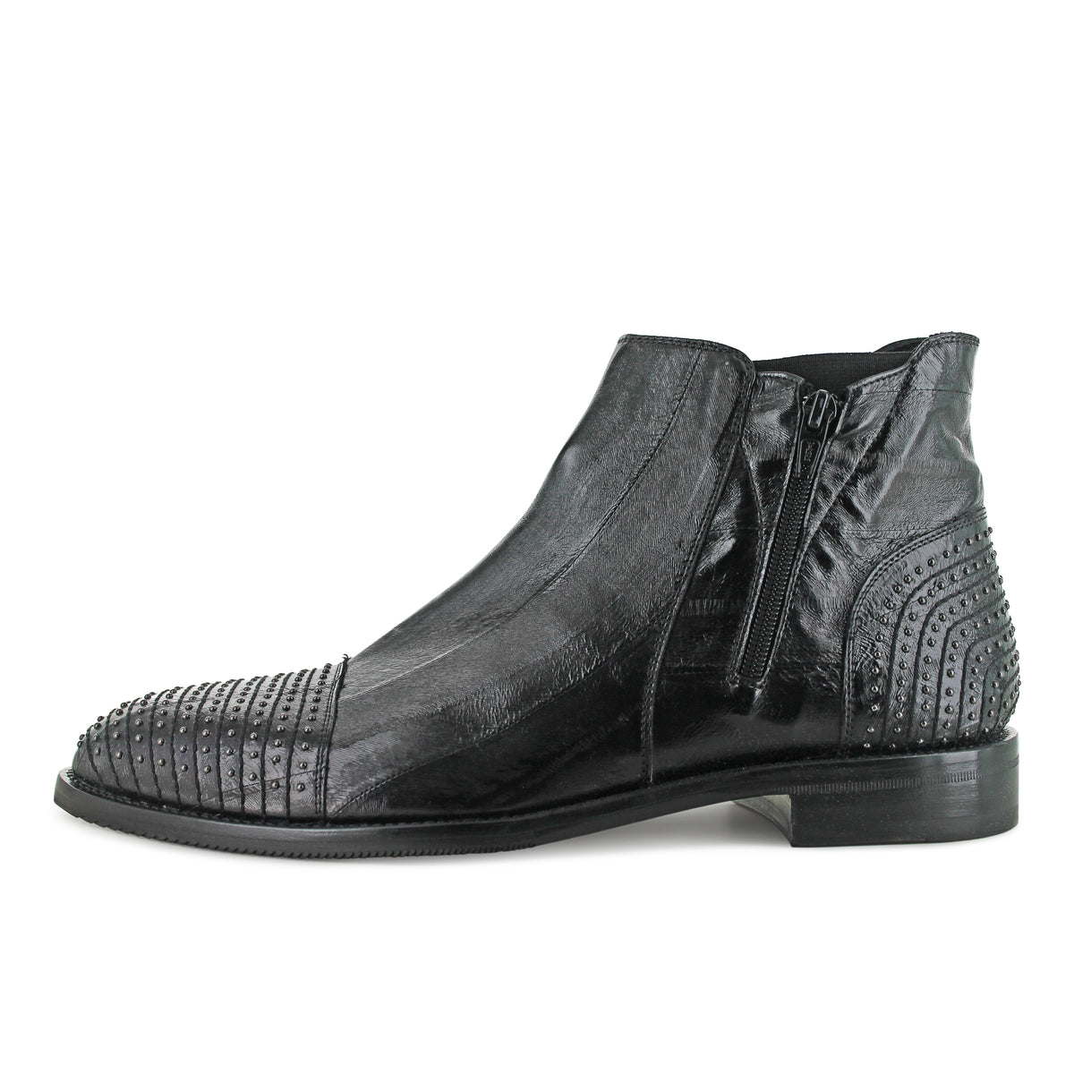 S5806 - Black Studded Eel